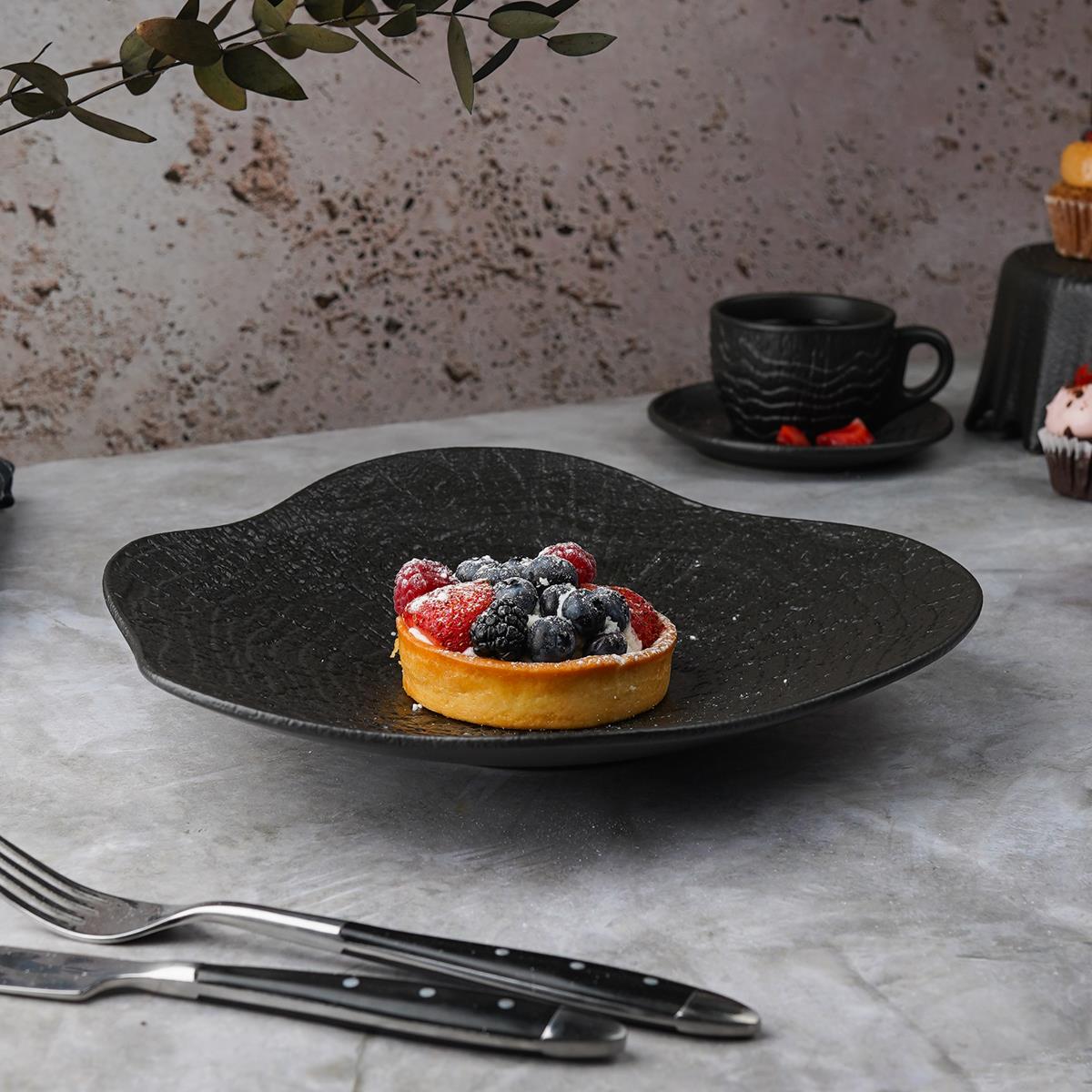 Блюдо для салата d=26 см, h-4.7см , 400 мл, серия "Black Raw Wood"  P.L. - ProffCuisine