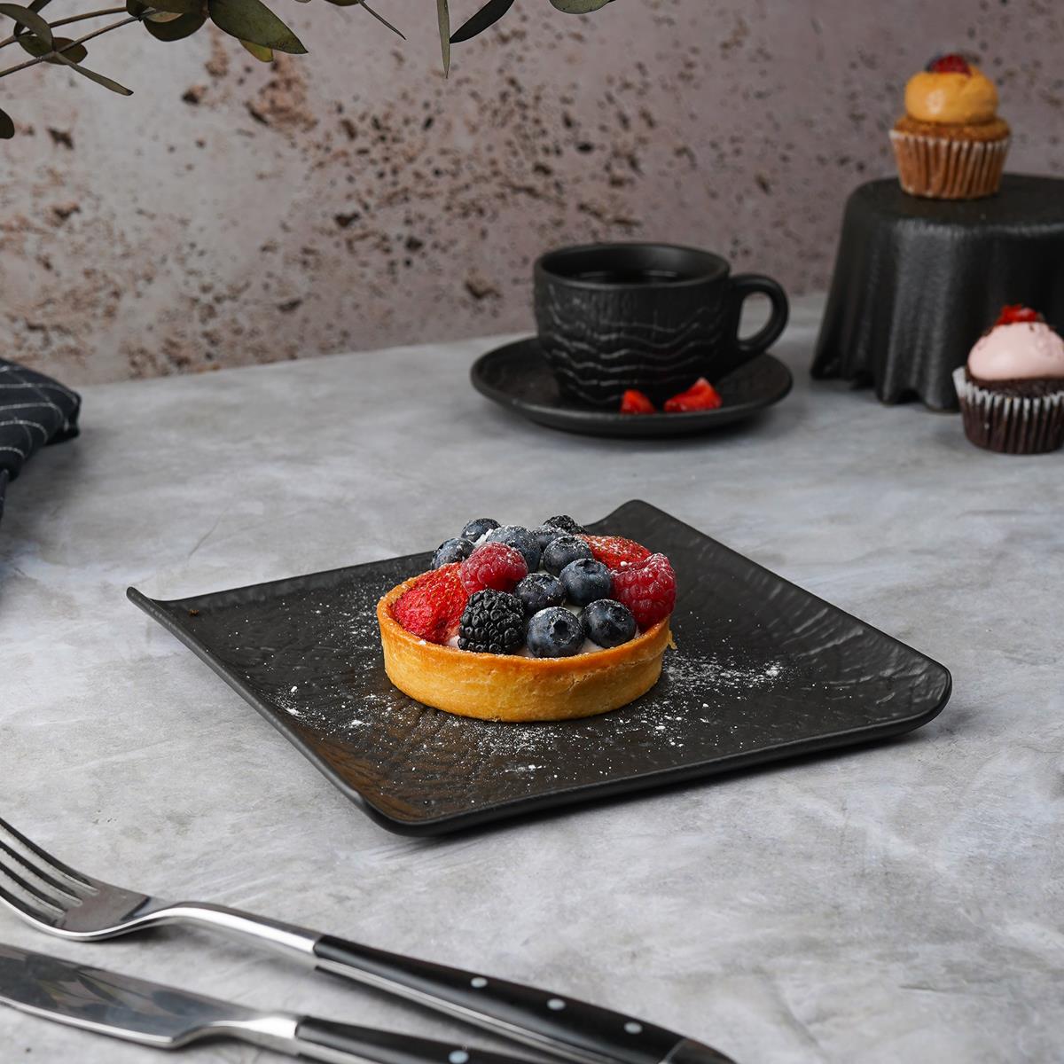 Блюдо квадратное 17,5*17,5 см, серия "Black Raw Wood"  P.L. - ProffCuisine