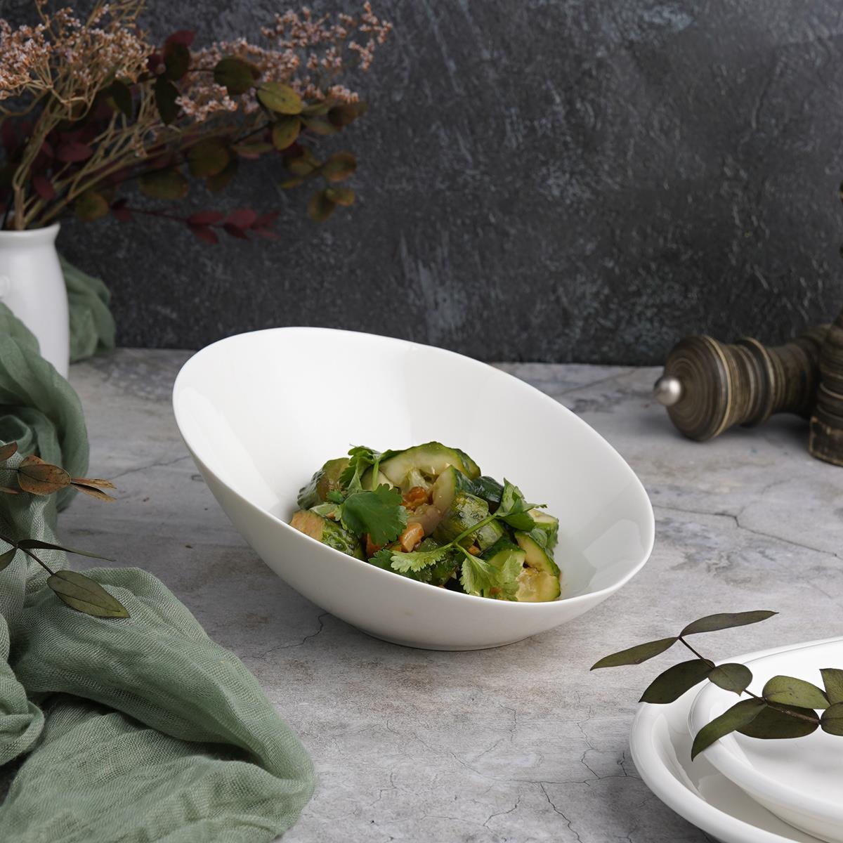 Салатник скошенный 150 мл, 17,5 см, P.L. Proff Cuisine