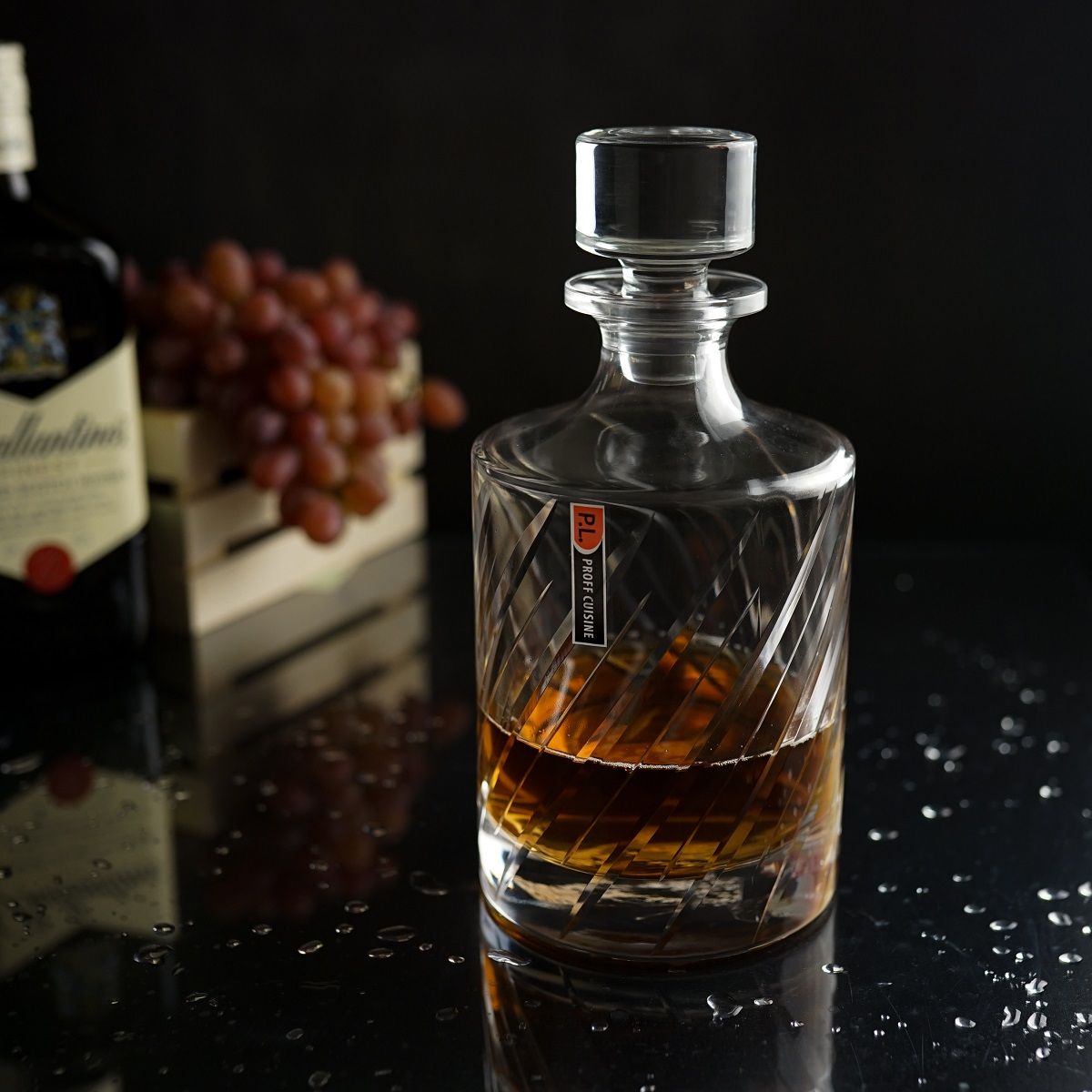Штоф с крышкой "Prestige" 900 мл, стекло P.L. - BarWare